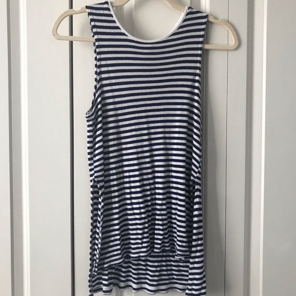 Francesca’s striped split side tank